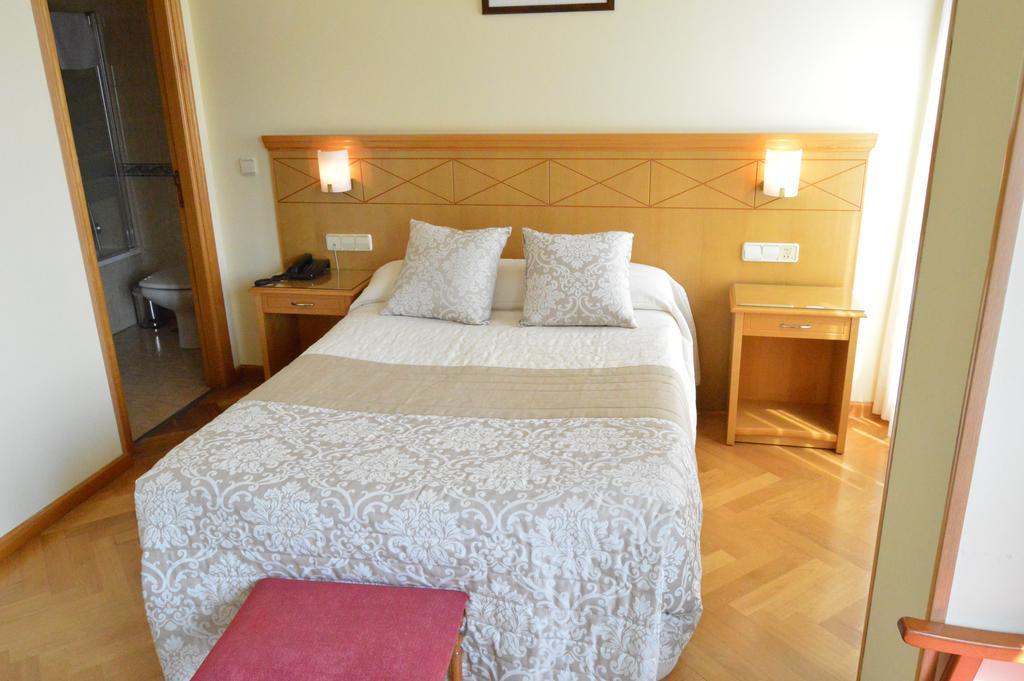 Hotel Cristal 2 A Coruña Kültér fotó
