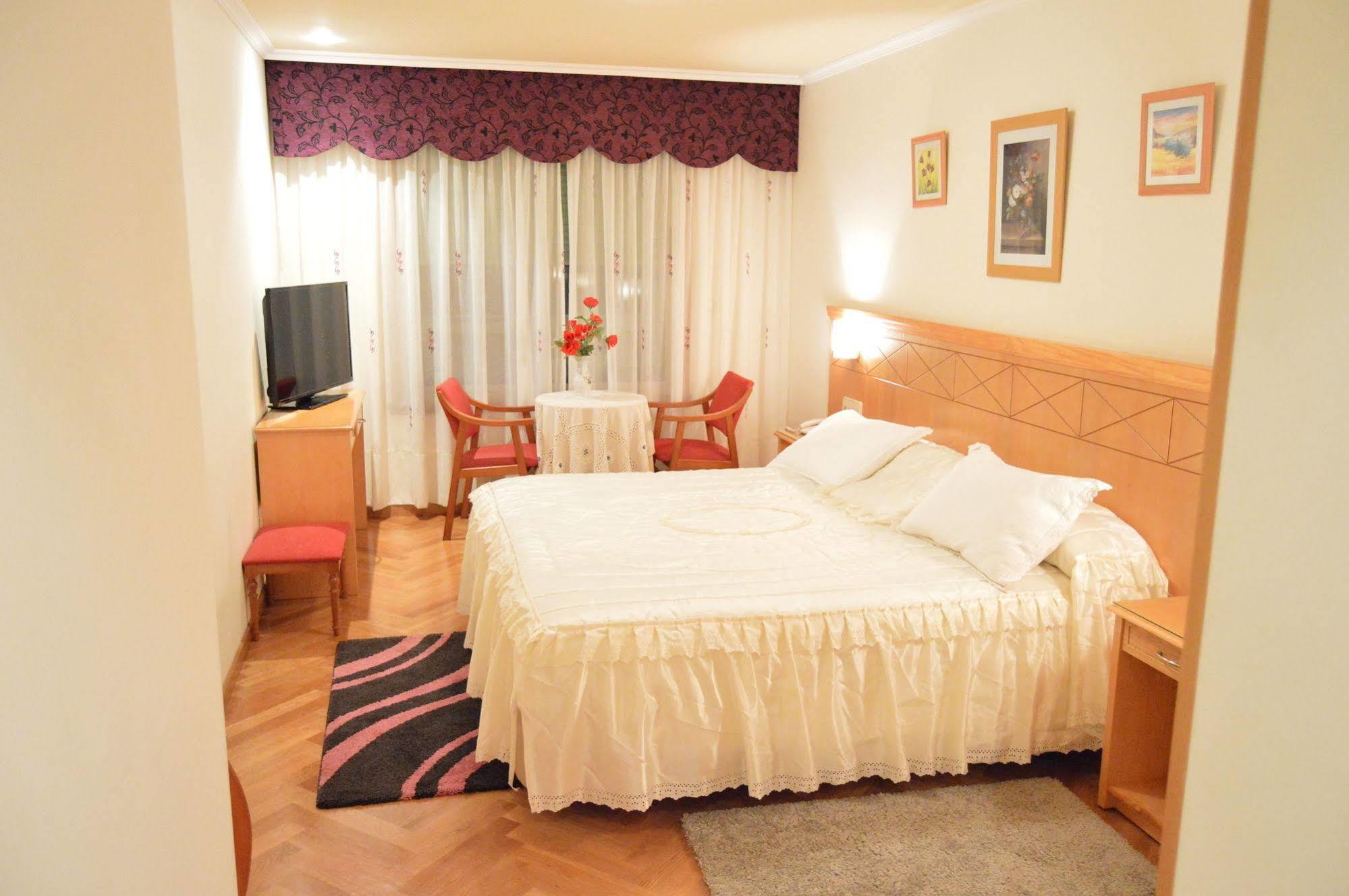 Hotel Cristal 2 A Coruña Kültér fotó