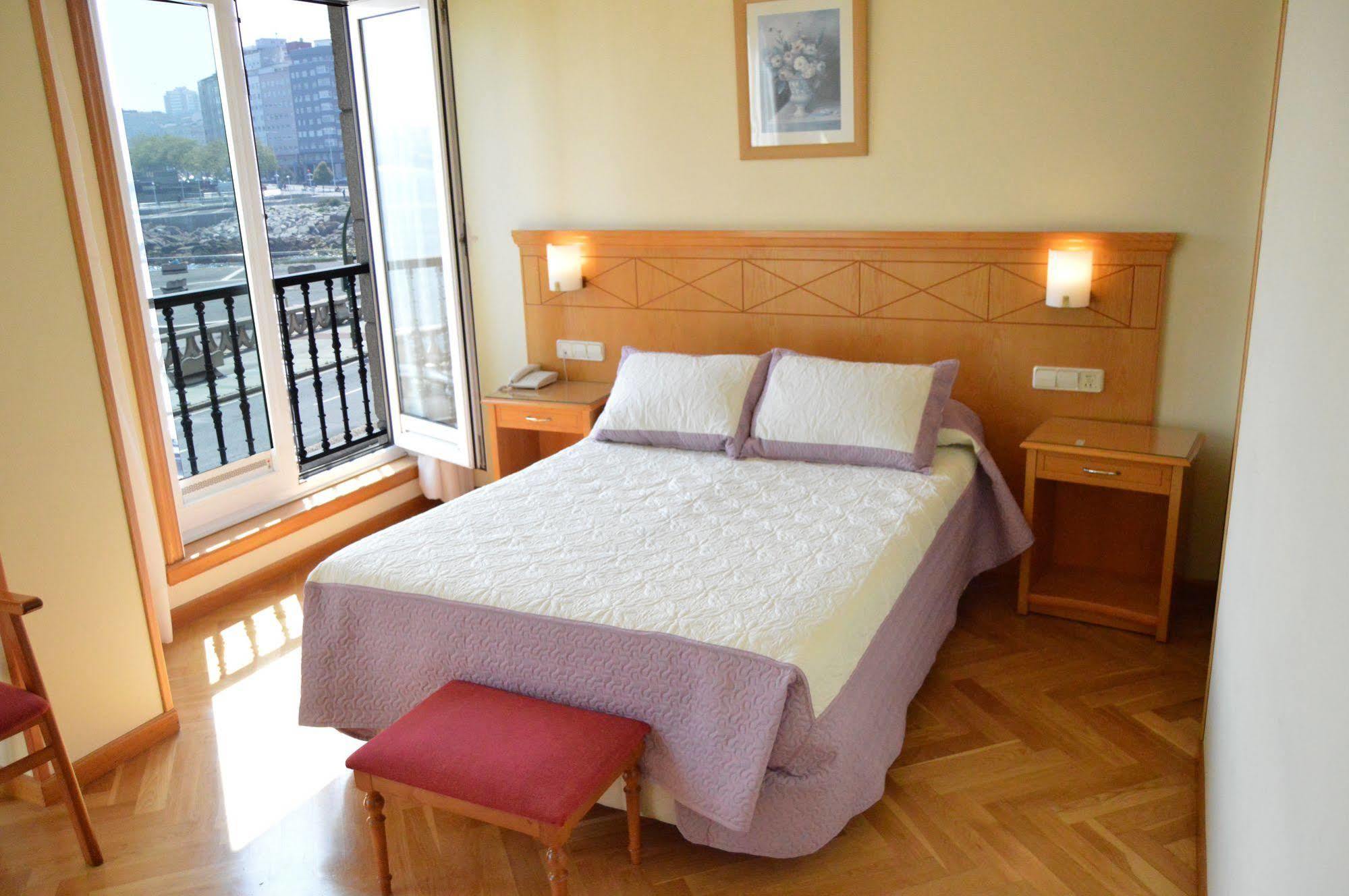Hotel Cristal 2 A Coruña Kültér fotó